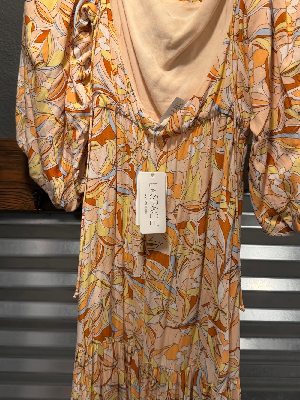 LSpace woman’s dress NWT size large - Picture 5 of 5